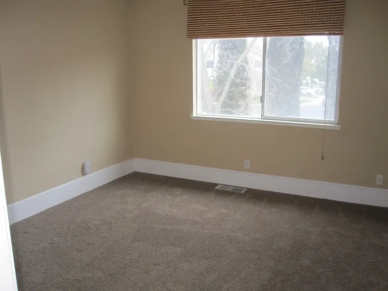 812 Syracuse Dr — Photo 11