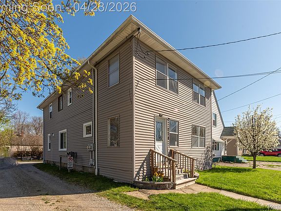 2nd image of 738 W Atherton Rd