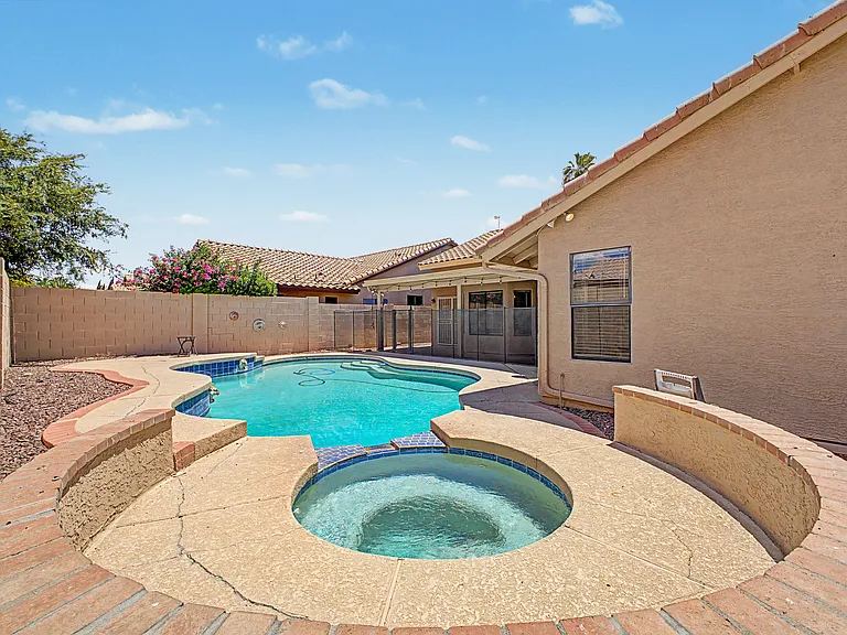 3103 N Meadow Ln — Photo 41
