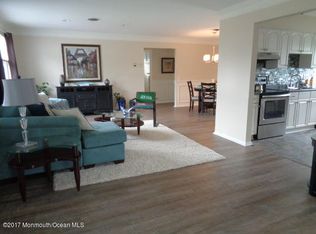 5 Apple Ln, Whiting, NJ