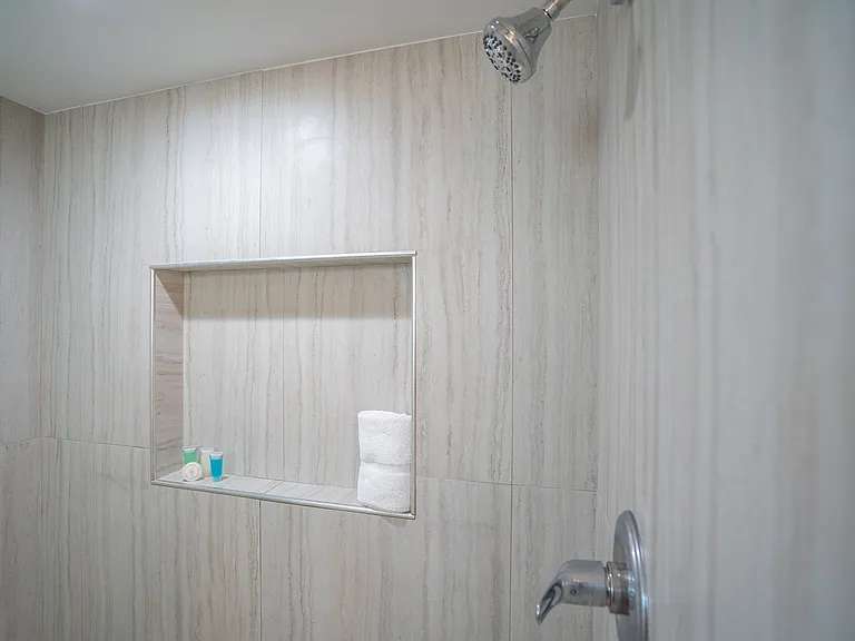 291 N Tessier Dr — Photo 33