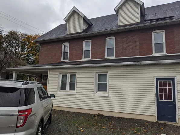 136 Valley St APT 2, Williamsport, PA 17702