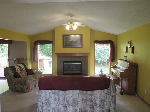 4th image of 21855 Plum Creek Dr