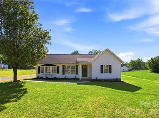 612 Meadowview Dr, Monroe, NC 28110