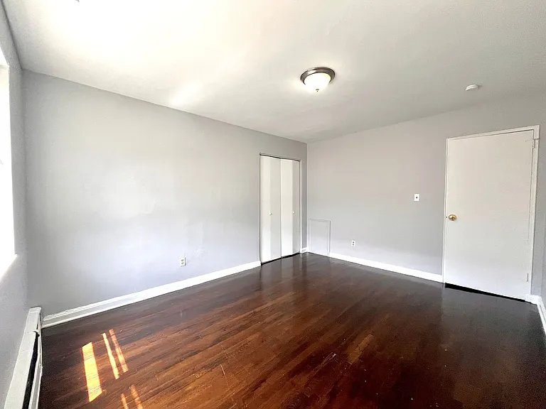 612 12th St NE — Photo 15