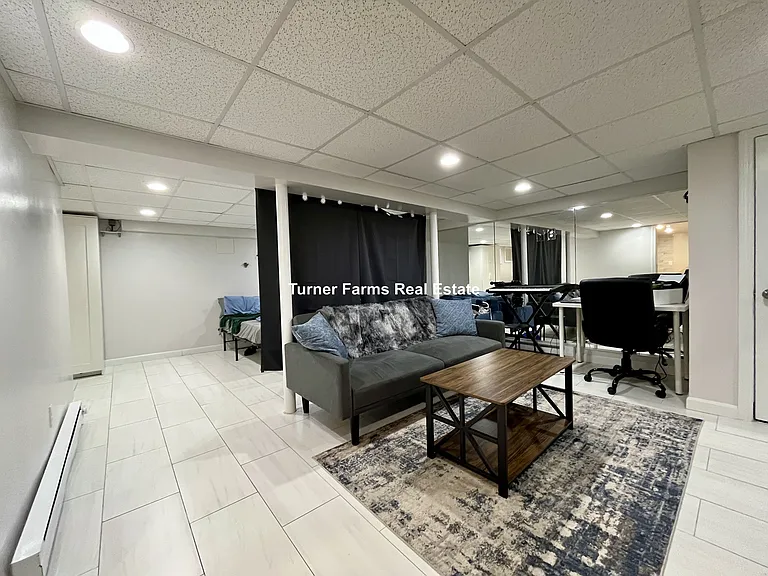 77 Fairfax St #B — Photo 3