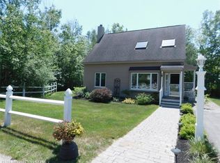 14 Surf Ln, Kennebunk, ME 04043