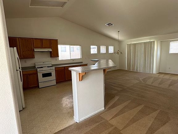 4th image of 3126 Bradford Hill Ave