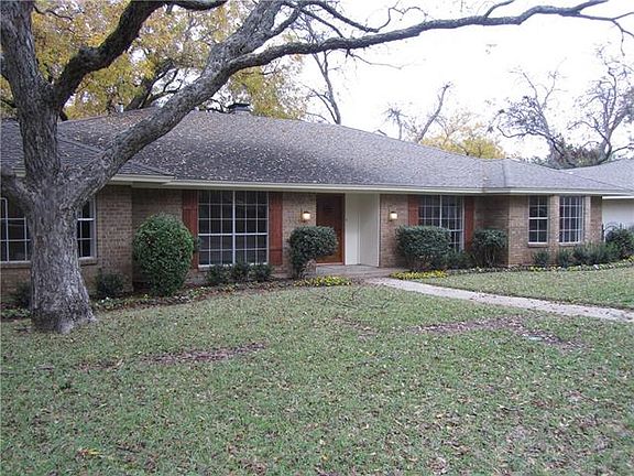 3rd image of 2307 Perryland Dr