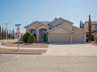 448 Ghost Flower St, Horizon City, TX 79928