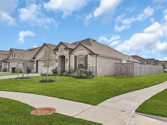2nd image of 7502 Monarch Forest Ln
