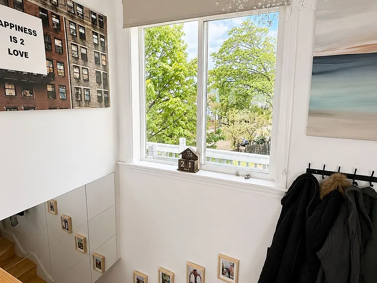 1000 Winthrop Ave #3 — Photo 11