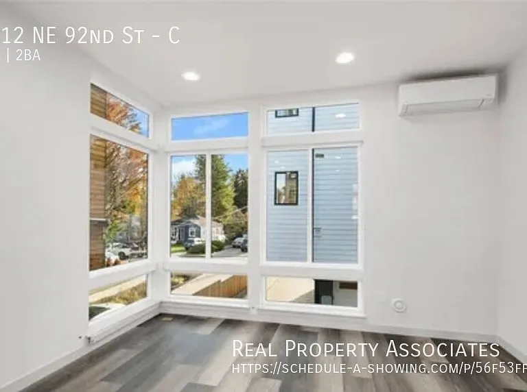 1012 NE 92nd St #C — Photo 18