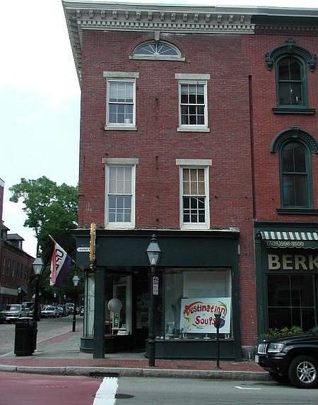 1st image of 141 Union St