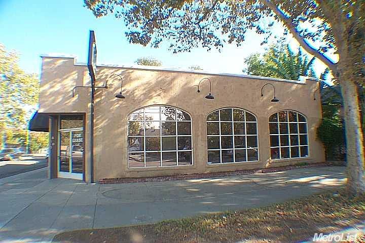 1st image of 3101 33rd St