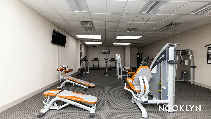 Rented by Nooklyn NYC LLC | media 44