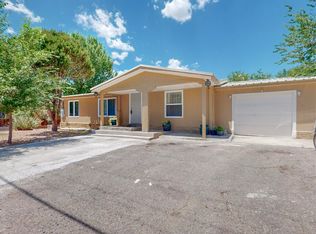 2909 Leopoldo Rd NW, Albuquerque, NM 87104