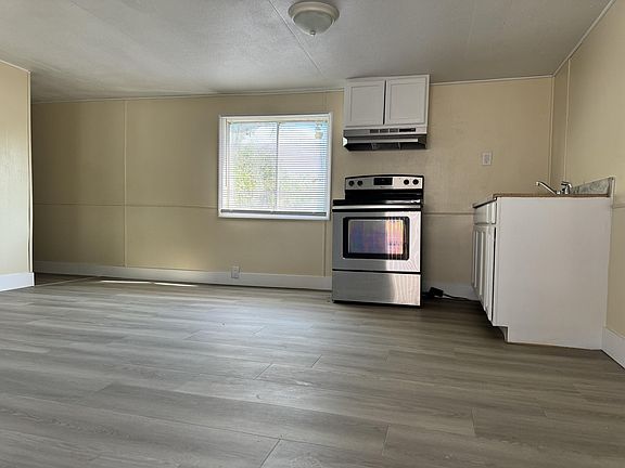 4th image of 11916 Williams St Lot 3