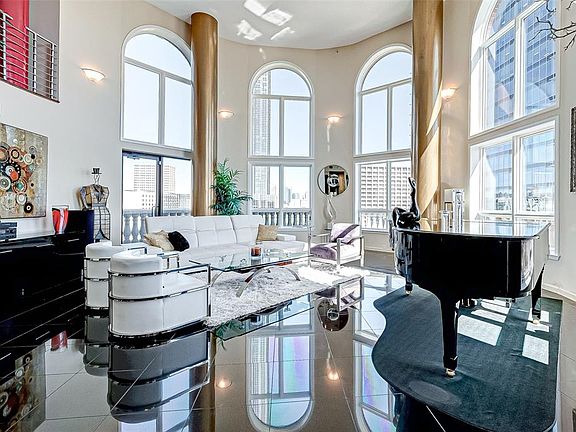 5th image of 3030 Post Oak Blvd Unit 808