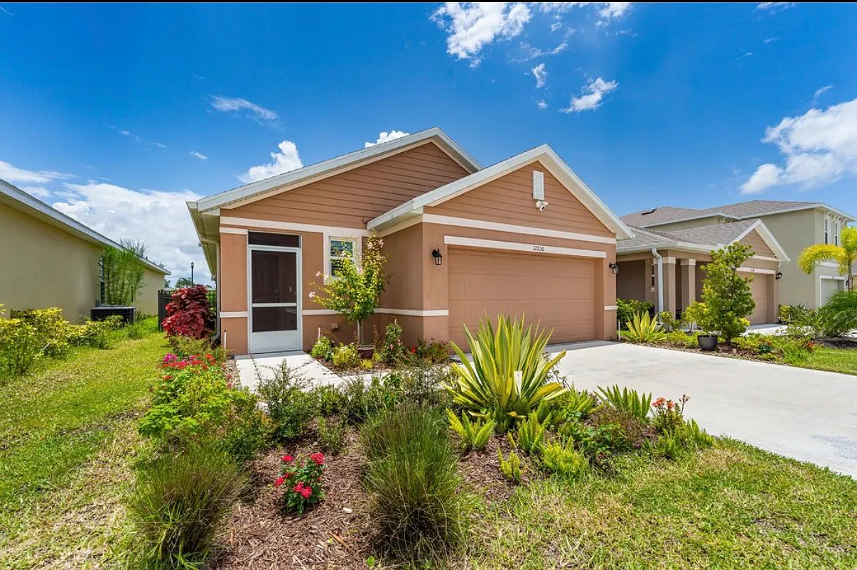 3 bed, 1504 sqft, $3,000 — Photo 1