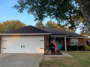104 Saint Thomas Dr, Guntown, MS 38849