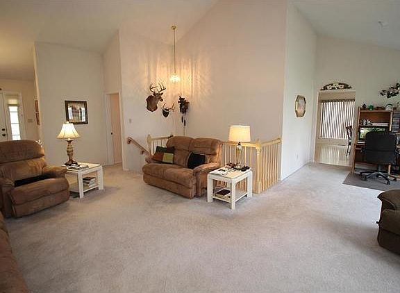 Very neutral decor throughout!