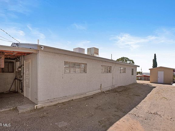 4th image of 2509-2511 San Diego Ave