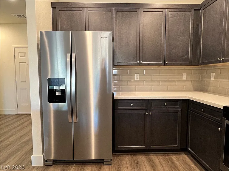 1421 Jules Ln — Photo 4