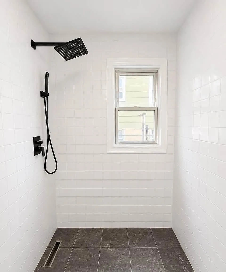 3 bed, 1200 sqft, $2,700 — Photo 4