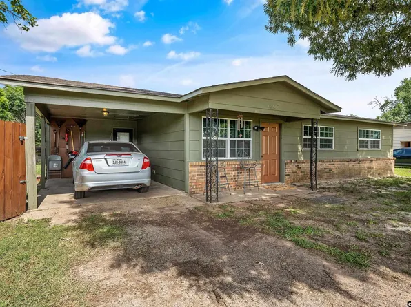 1203 Mills St, Jacksonville, TX 75766