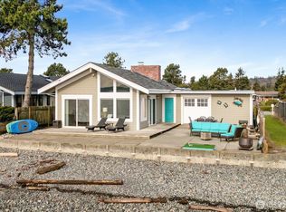 5425 Tsawwassen Loop, Blaine, WA