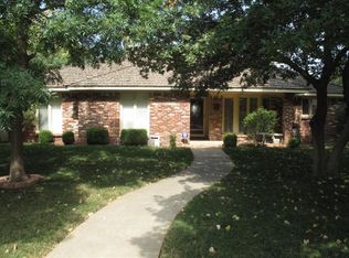 6110 Ridgewood Dr, Amarillo, TX 79109