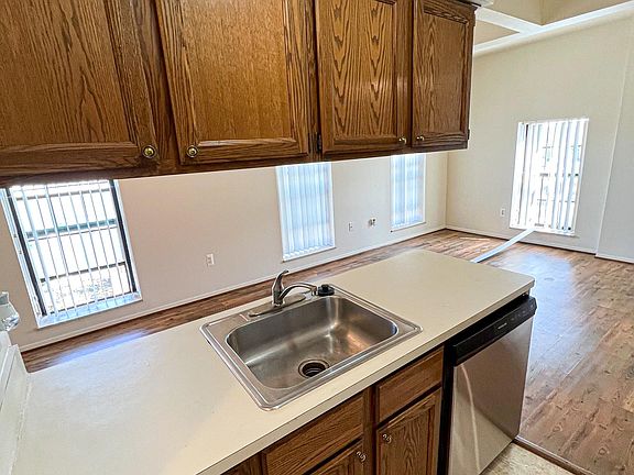 3rd image of 54 S Broadway St #33