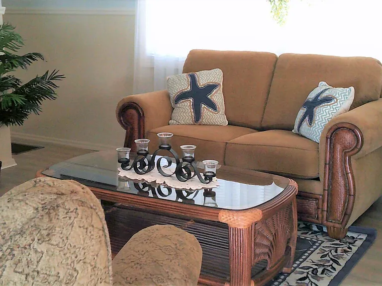 7741 Orangewood Lakes Rd — Photo 2