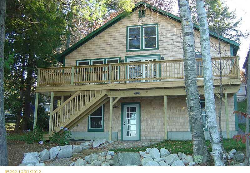 Sebago Lake water side