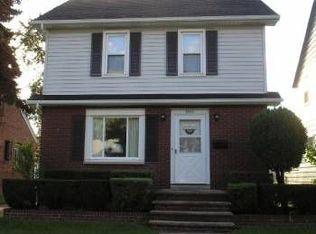 4042 W 163rd St, Cleveland, OH