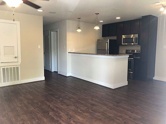 3rd image of 2704 Avenue H APT 208