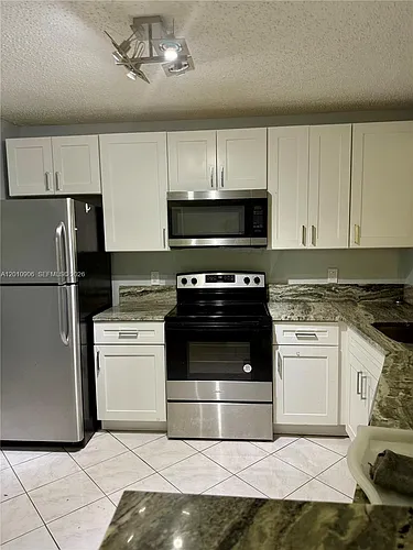 1770 NE 191st St #505-1 Photo 1