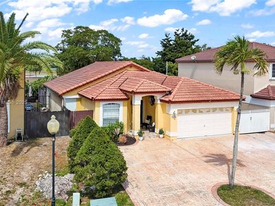 8241 NW 201st Ter, Hialeah, FL, 33015