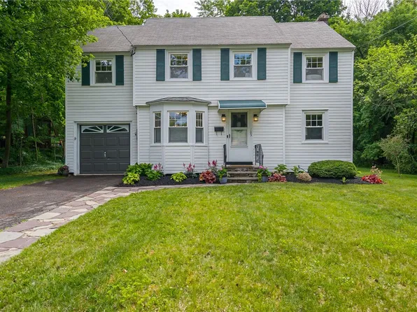105 Hancock Dr, Syracuse, NY 13207