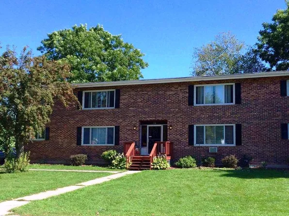 124 Cherry Ave #4, Francis Creek, WI 54214