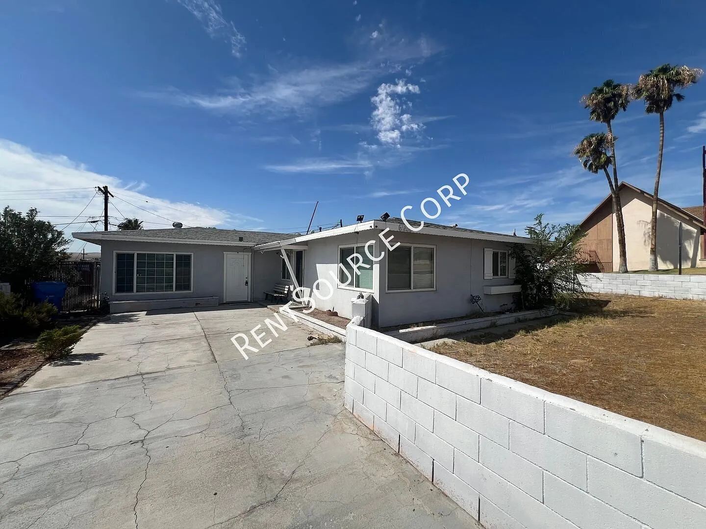 3 Bedroom, 2 Bathroom with a Den and Sunroom, Home for Rent in Barstow, CA — Photo 4