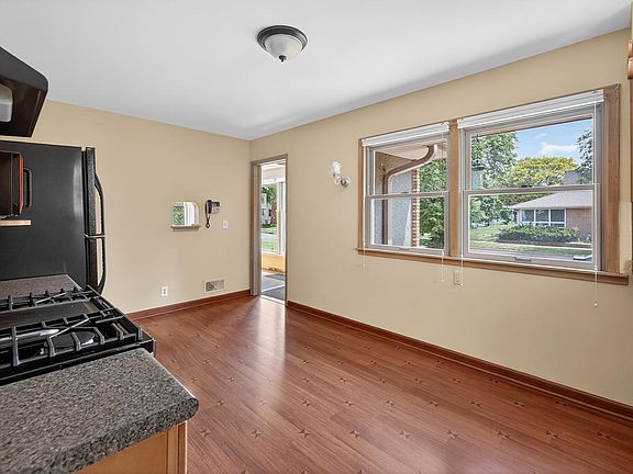 3rd image of 1137 Osceola Ave