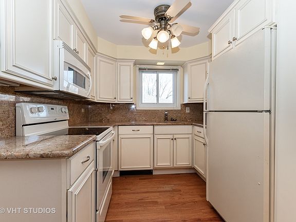 5th image of 6921 W 110th St APT 1W