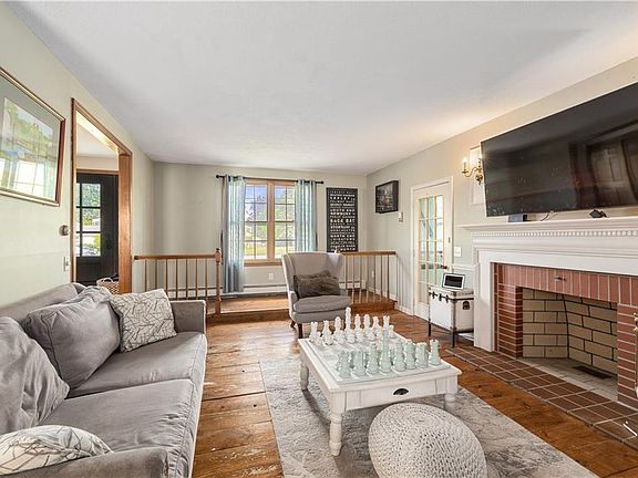 3rd image of 9 Plantation Dr