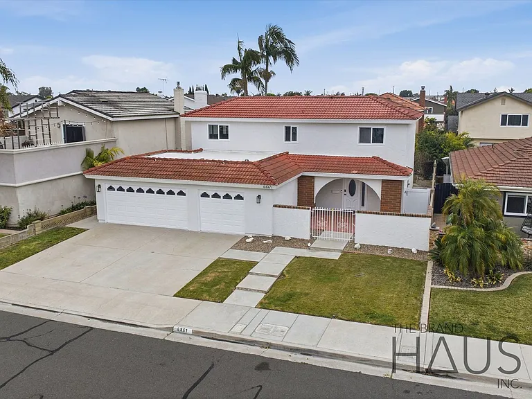 6861 Defiance Dr — Photo 1