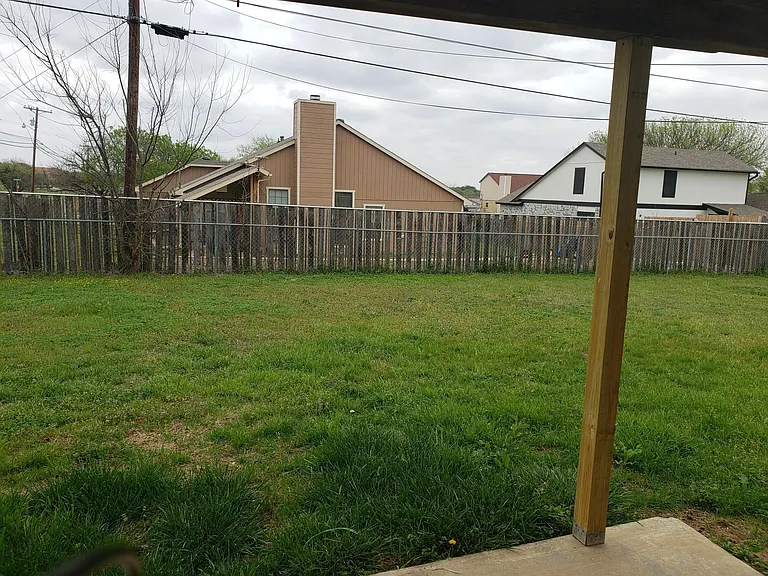 101 E Blancas Dr — Photo 18