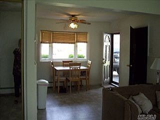 4th image of 4 Hoover Ln