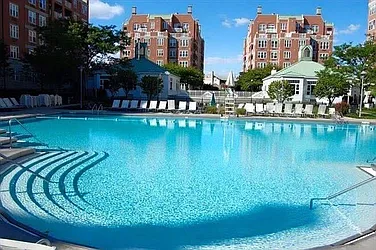 Sold by Diamond Real, Inc.