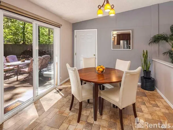 2112 145th Ave SE, Bellevue, WA 98007